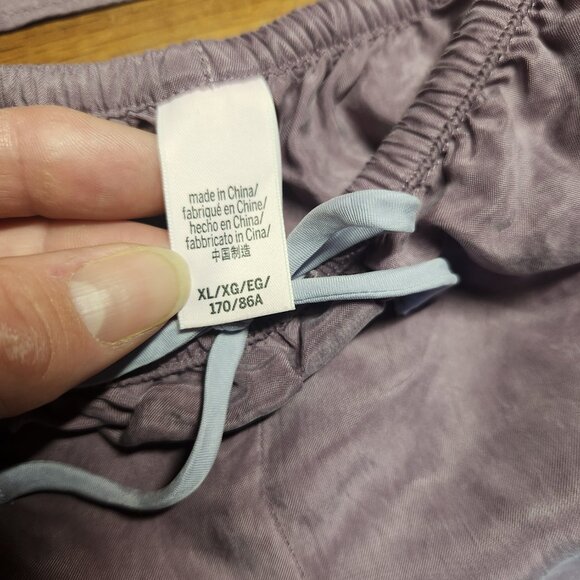 Victoria's Secrets Cami set - Picture 2 of 4